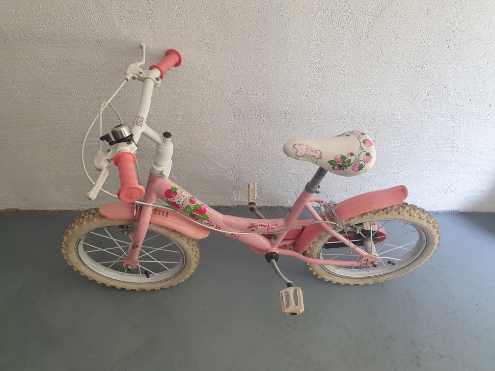 Rowerek 12" różowy, truskawkowy PIĘKNY + Kask dla dziecka