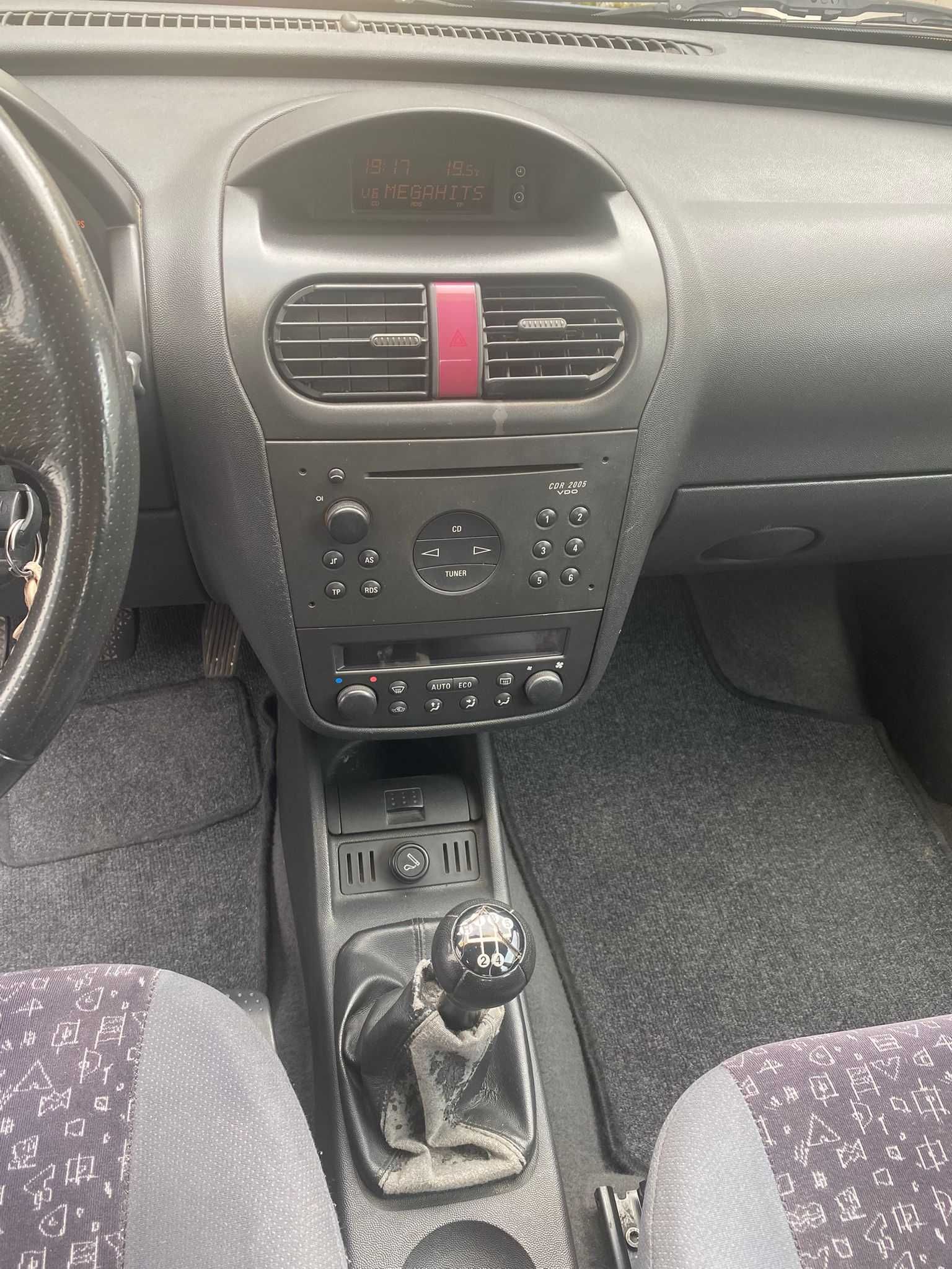 Carro Opel Corsa