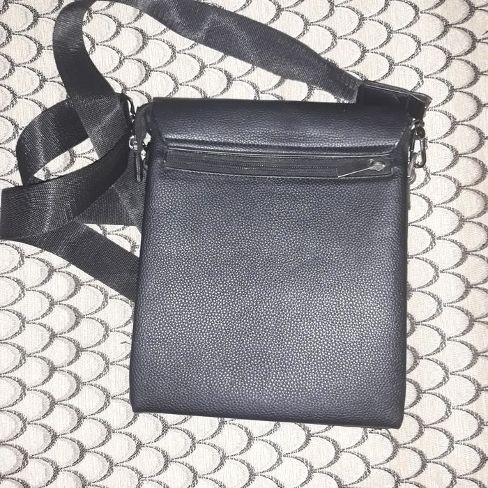 Продам  мужскую сумку планшетку