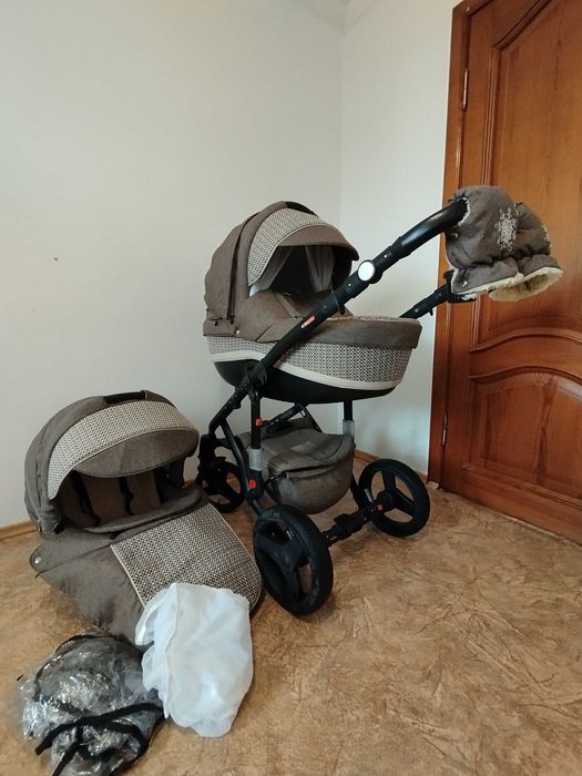 Коляска 2 в 1 Adamex Vicco