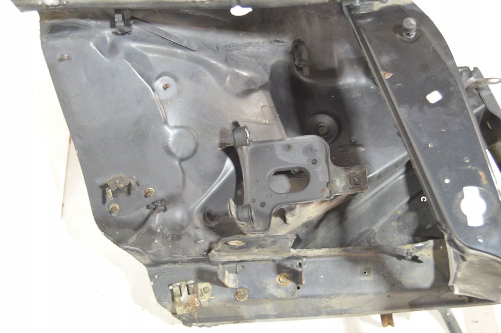 pas przedni fartuch mercedes w124 cabrio coupe bez rdzy idealny