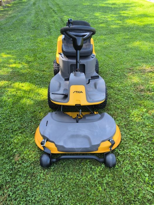 Traktorek kosiarka STIGA VILLA 520 HST Briggs Stratton 13km