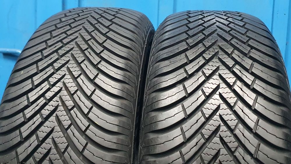 4 x 195/55 R16 Opony całoroczne Vredestein ! Rok 2023