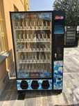 Maszyna vendingowa Bevmax vending automat samo sprzedający