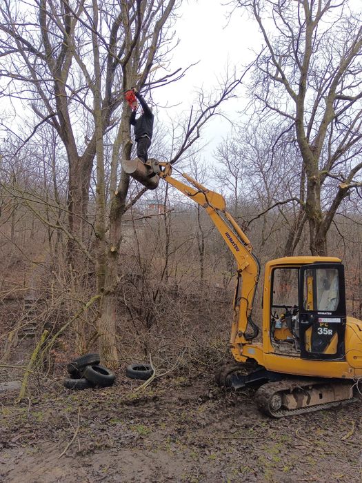 Послуги міні екскаватора.Гідромолот.