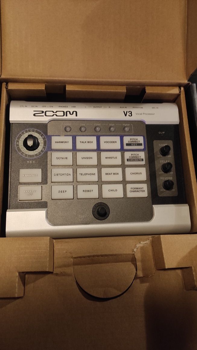 Efekt wokalowy Zoom V3 Vocal Procesor jak nowy