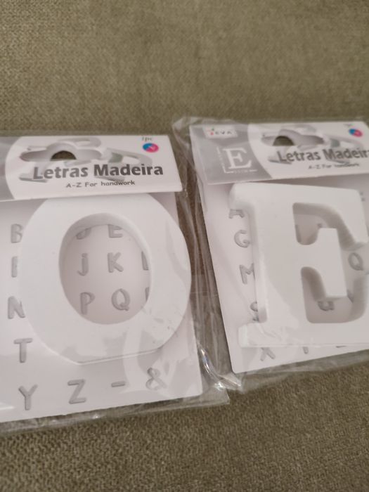 Letras em madeira