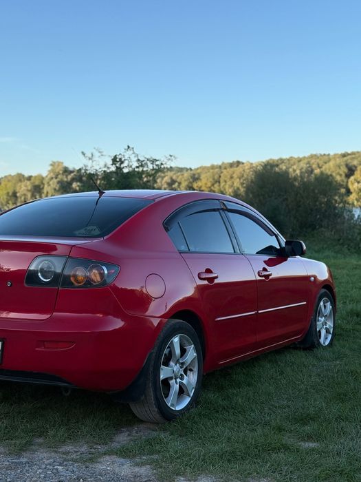 Продам автомобіль Mazda 3