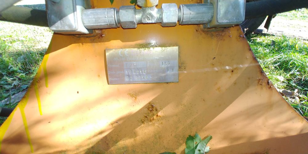 Sprzedam pług do śniegu T 217