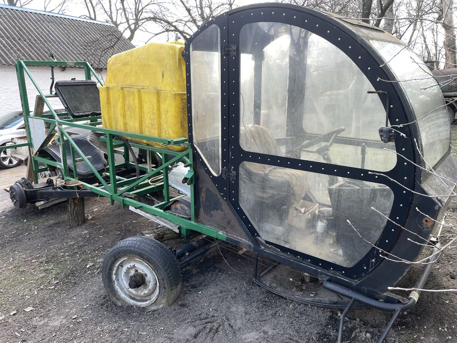 Самохідний оприскувач на шинах наднизького тиску «ОСА-600»