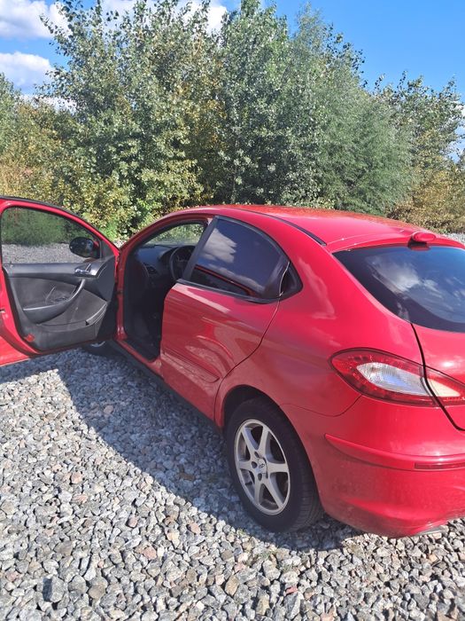 Продам  срочно Чері М 11