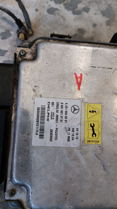 Мерседес Х204 GLK блок управления двигателя и проводка мотора