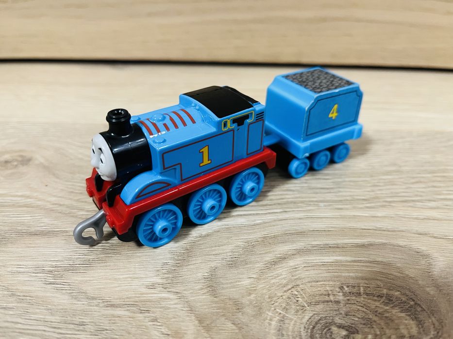 Lokomotywa Tomek i przyjaciele metalowa plus wagonik