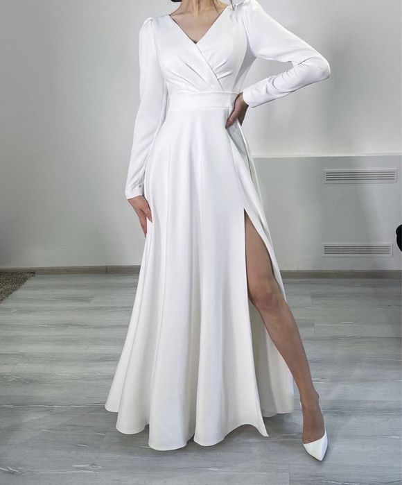 ПРОДАМ весільню сукню