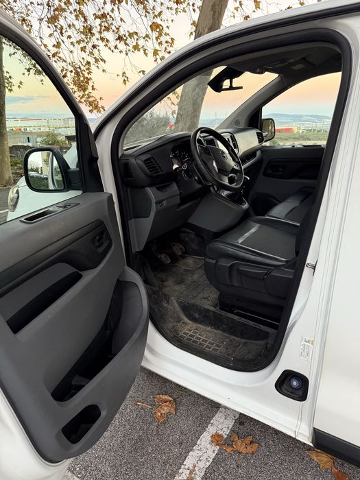 Opel Vivaro exelente estado