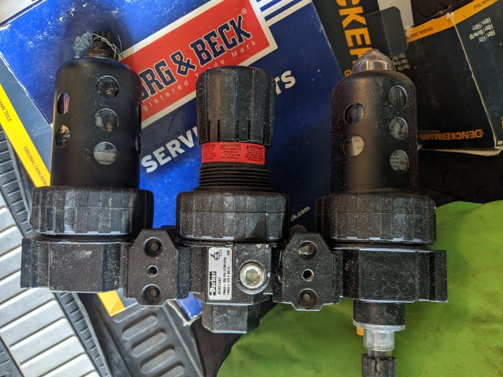 Блок підготовки повітря фільтр Parker 06F22AC