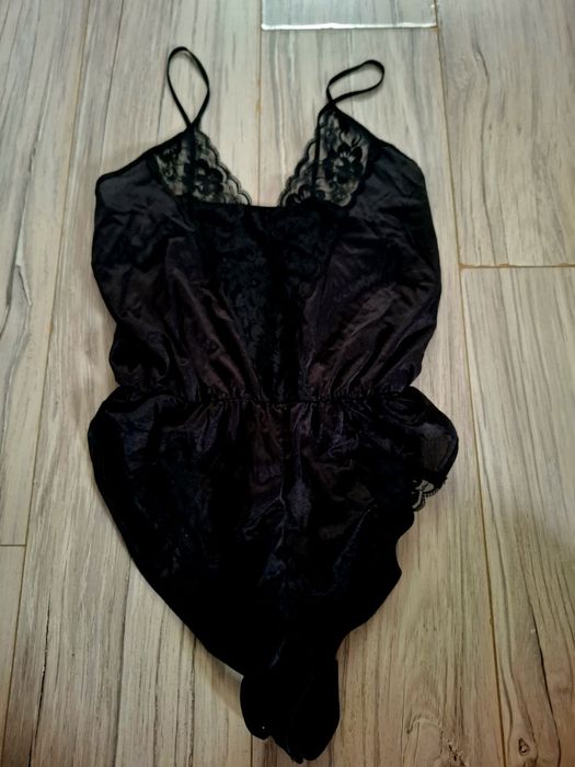 Piżama nocna body z koronką sexy rozmiar S/M