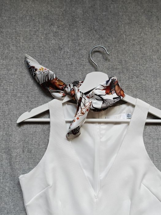 Apaszka jedwabna 100% silk konie koniki