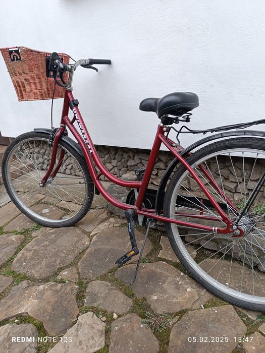 Велосипед Universal. Велосипед жіночий. Ровер