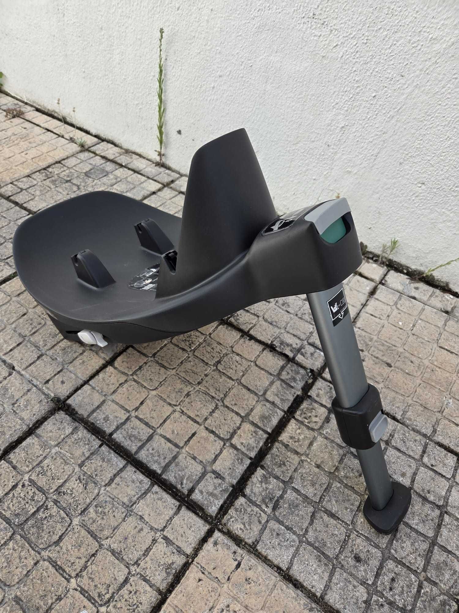Cybex Cloud Z i-size + Carrinho Balios S + Extras