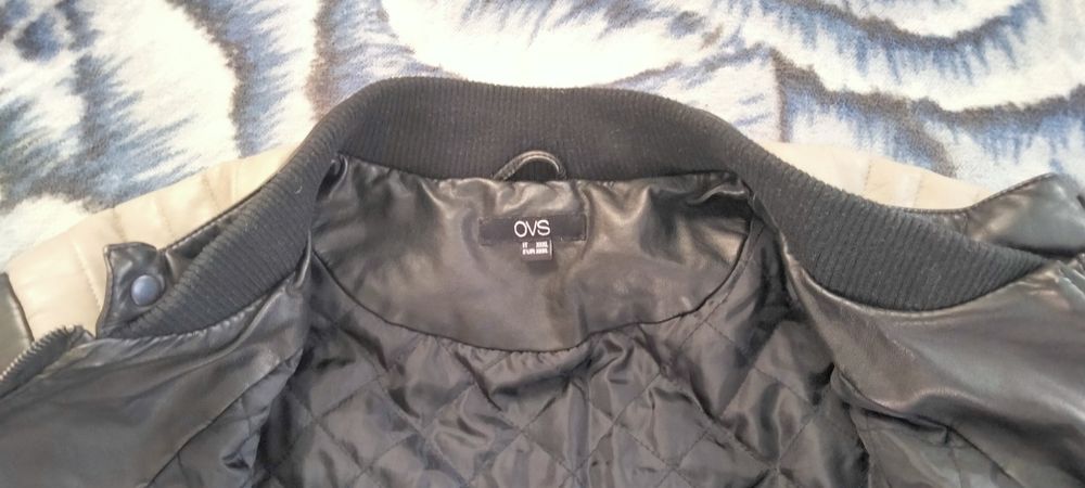 Курточка кожзам байкерская практически новая