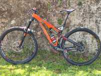 Bicicleta Enduro Intense Carbine 29 Carbono, cheia de upgrades