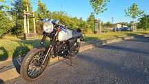 Mash Cafe Racer 125 na dotarciu