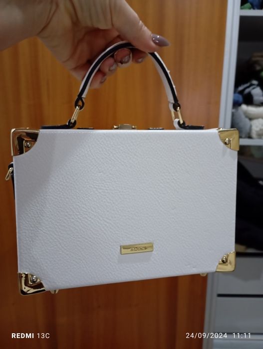 Bolsa Aldo nova.