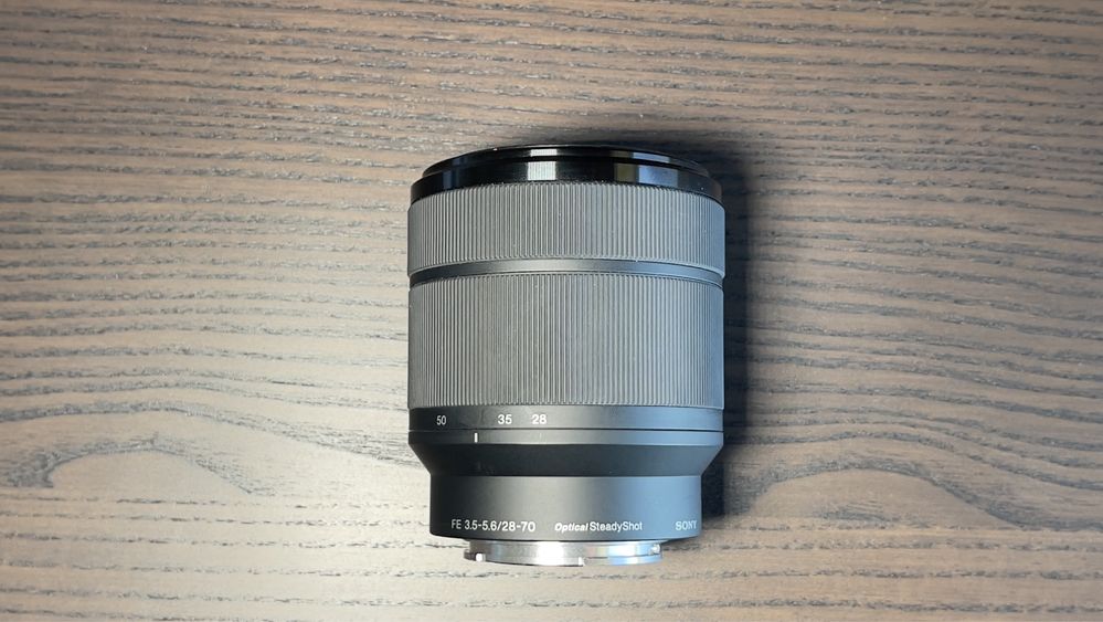 Lente Sony 28-70 FE 3.5-5.6 Como nova