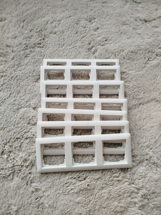 Рамка 1,2,3-местная Gira, Jung