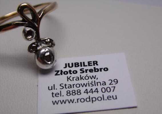 Secesja złoty pierścionek z diamentami róża Wiedeń.