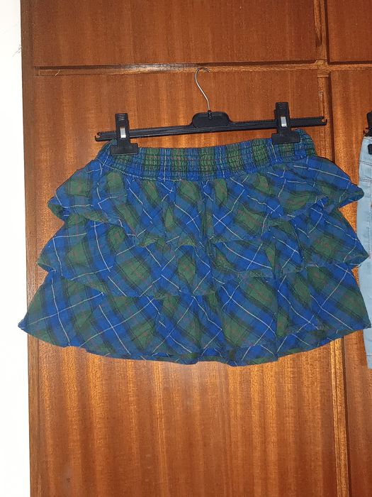 Saias de menina novas 13/14 anos