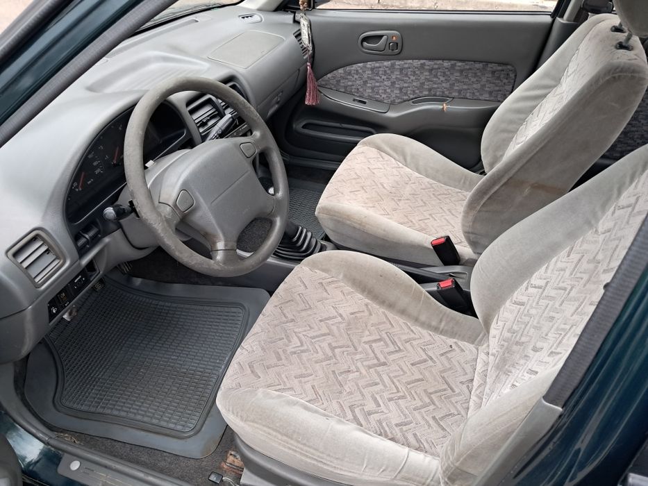 Продам машину suzuki swift
