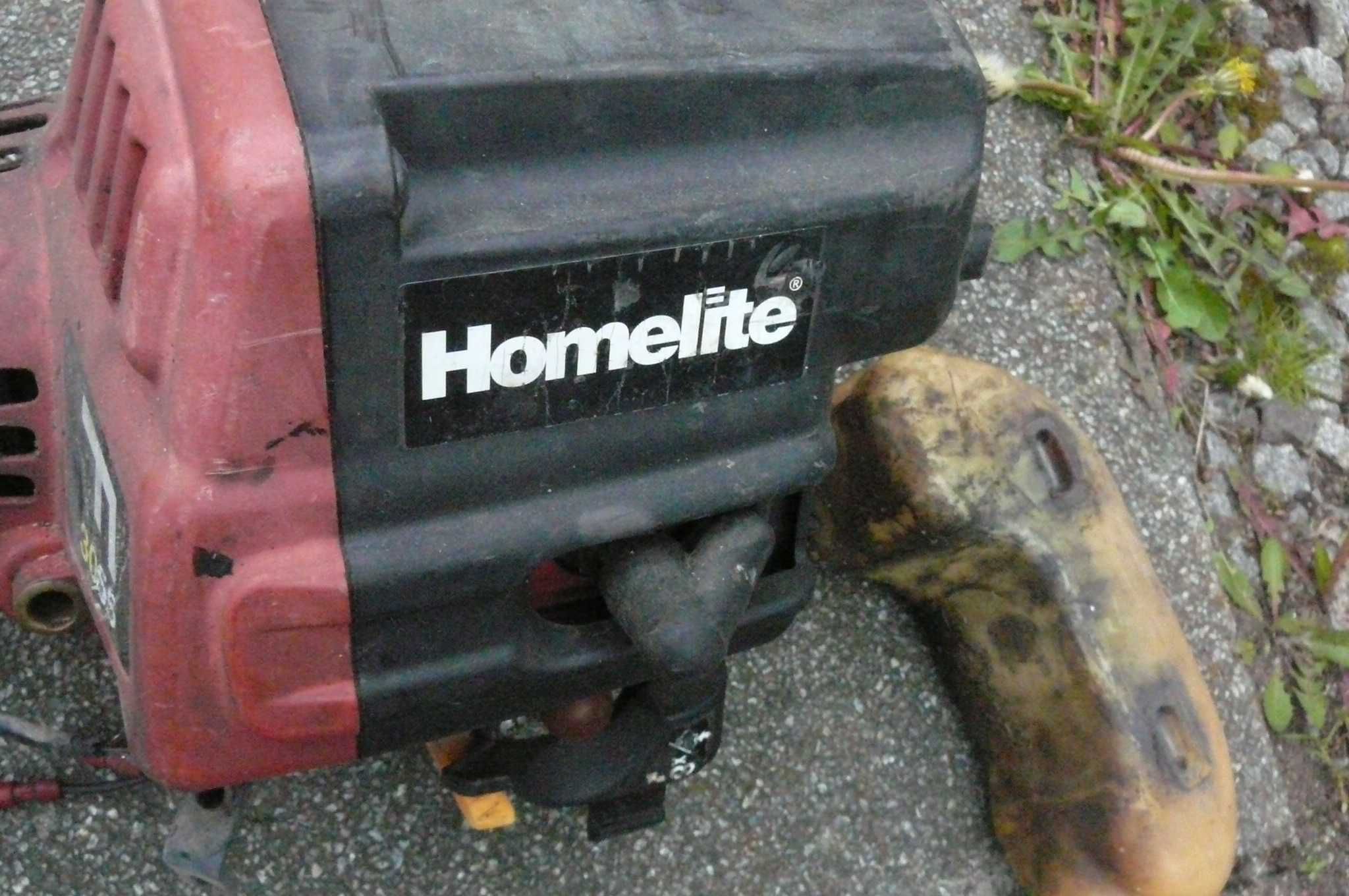 Kosa spalinowa wykaszarka Homelite F 3055 Uszkodzona części