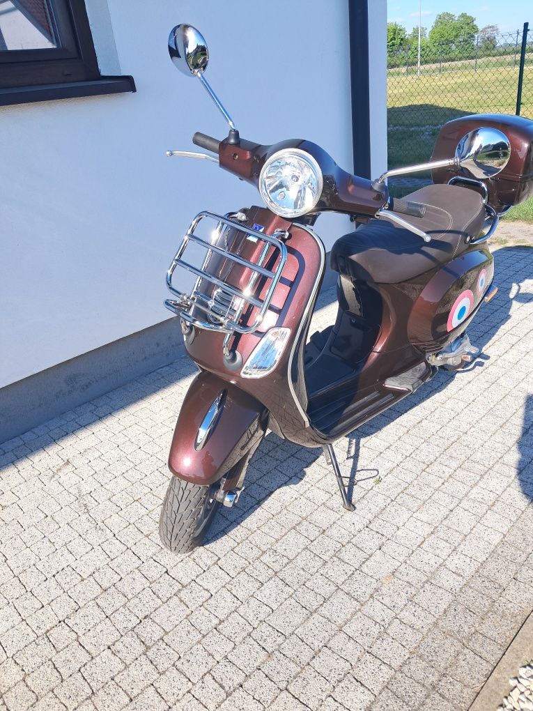 Motorower Vespa LX 50 4T, zarejestrowany.