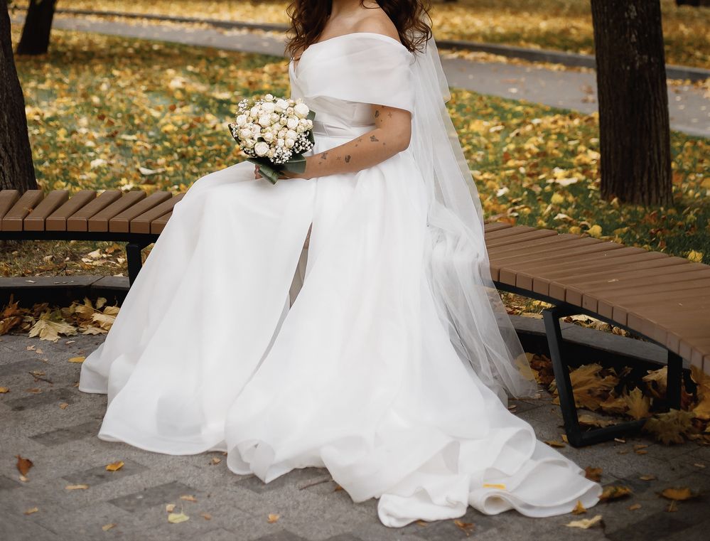 Свадебное платье