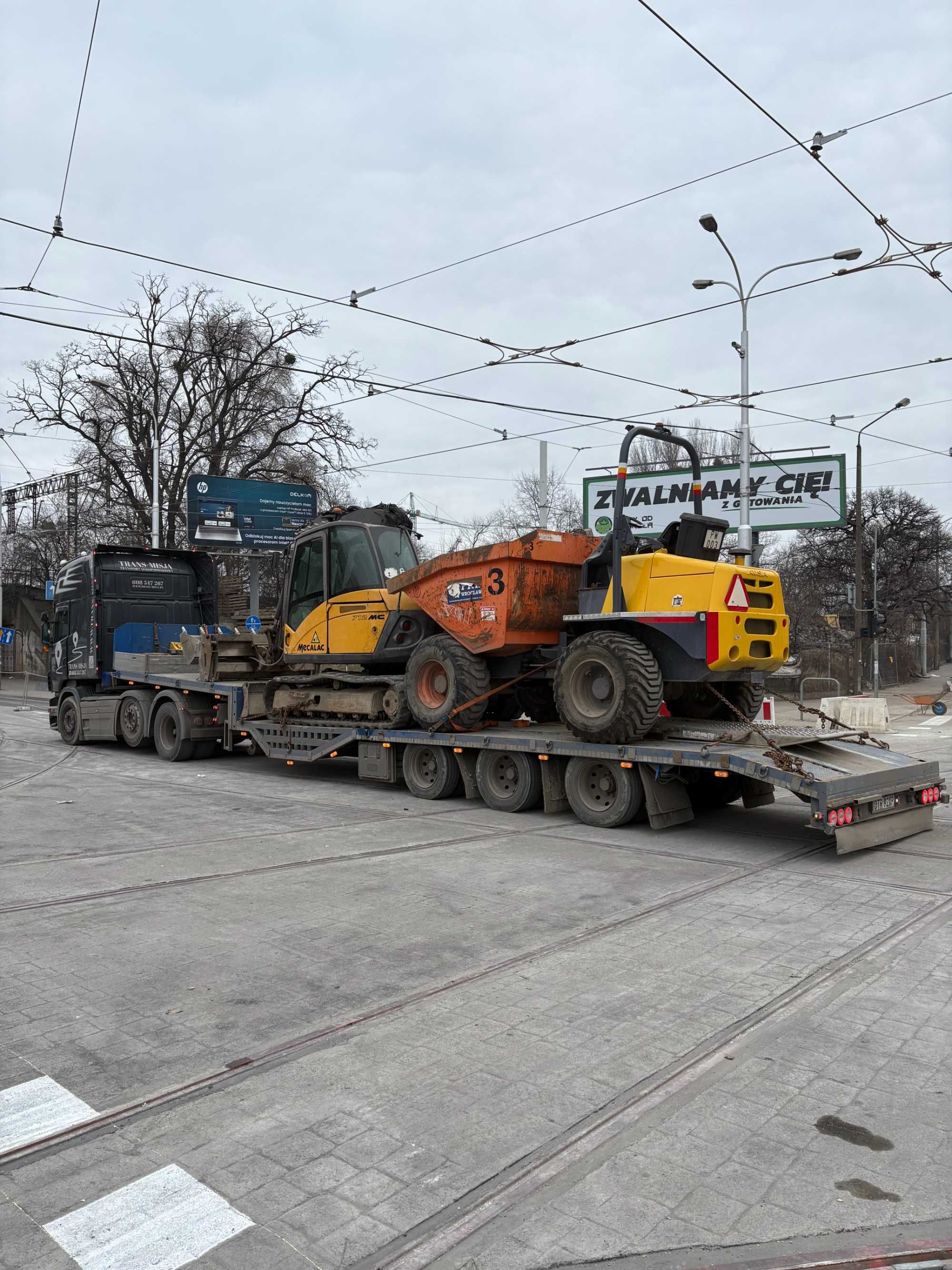 Transport niskopodwoziowy laweta platforma