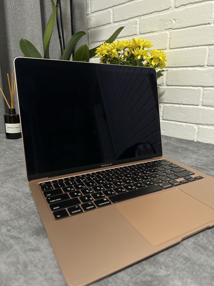 MacBook Air Retina,13-inch,2020, intel core i3