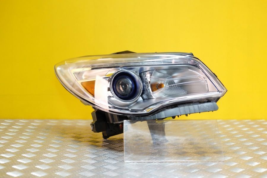 BUICK ENCLAVE 2013- REFLEKTOR LAMPA XENON R USA