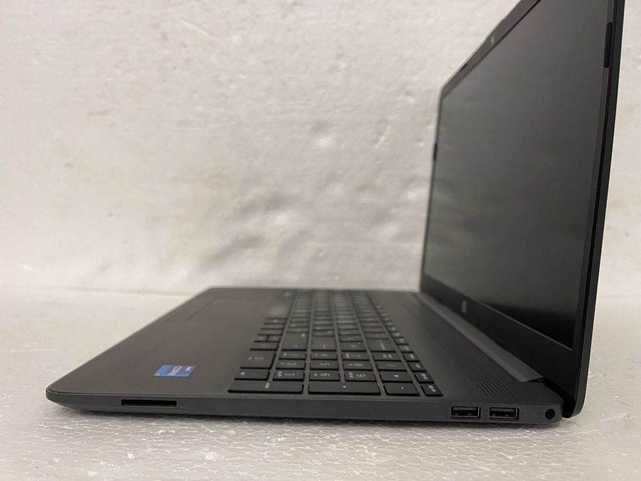 Игровой СВЕЖАК!! HP 250 G8 + (Core i5 11" го покол) + 16 RAM + ИДЕАЛ!!