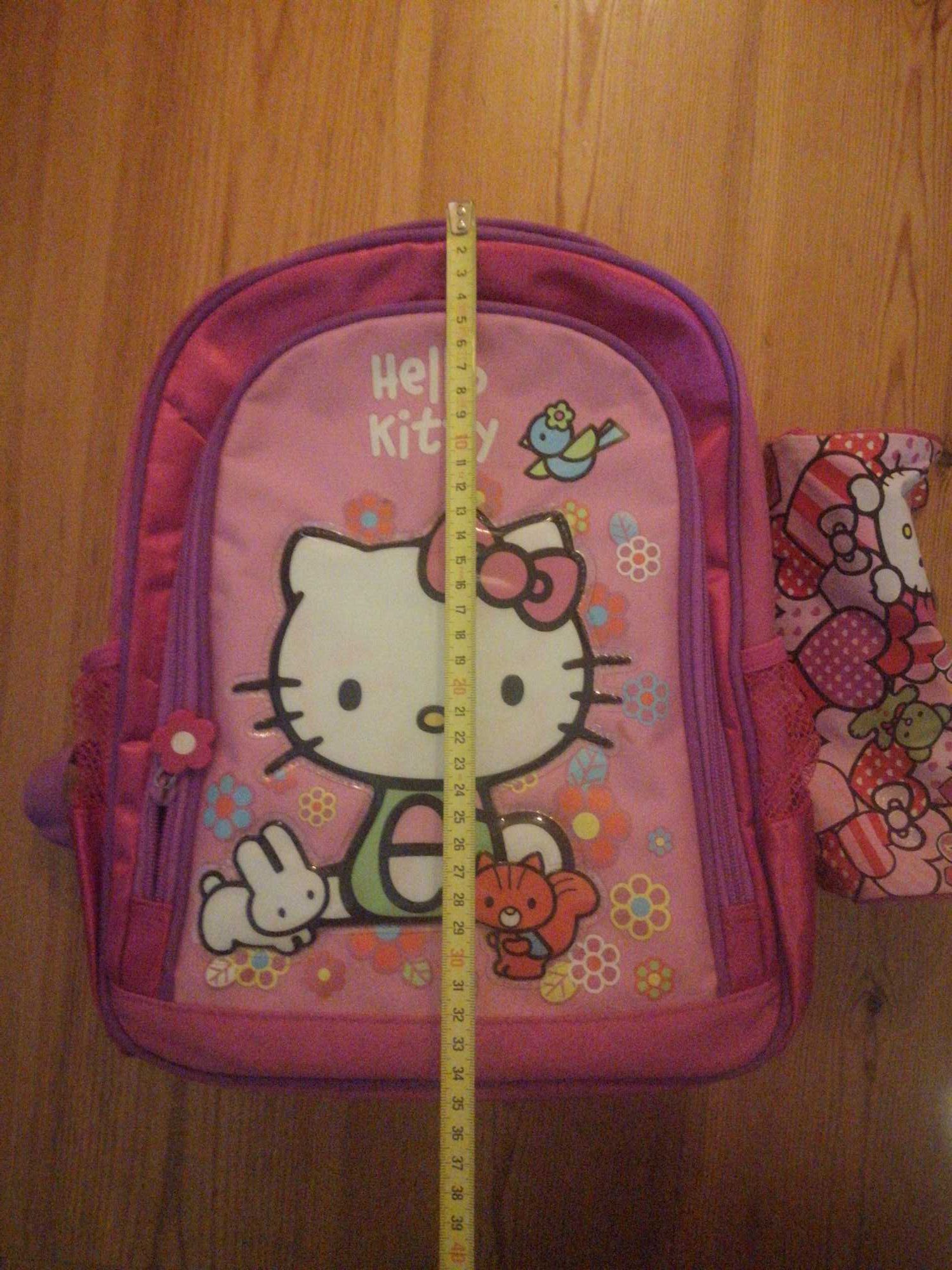 Mochila e estojo hello kitty