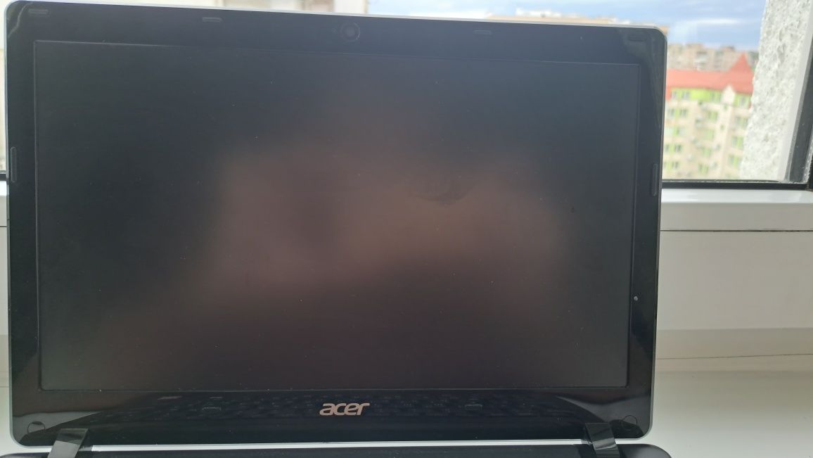 Нетбук Acer Aspire one 725