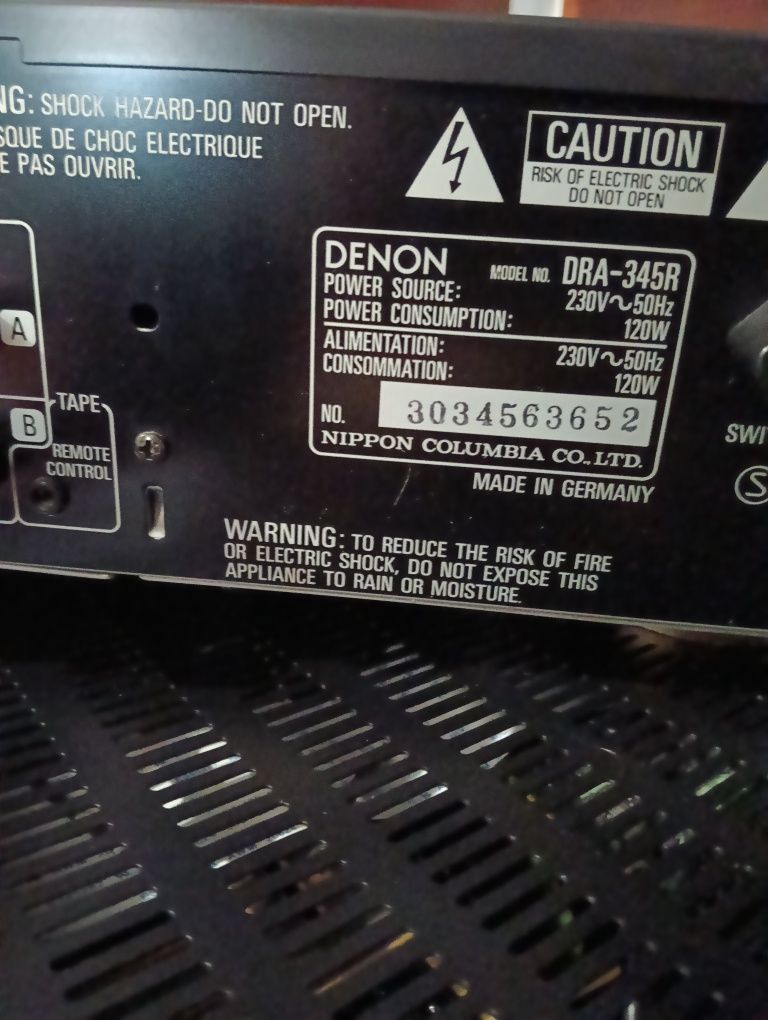 Amplituner Denon