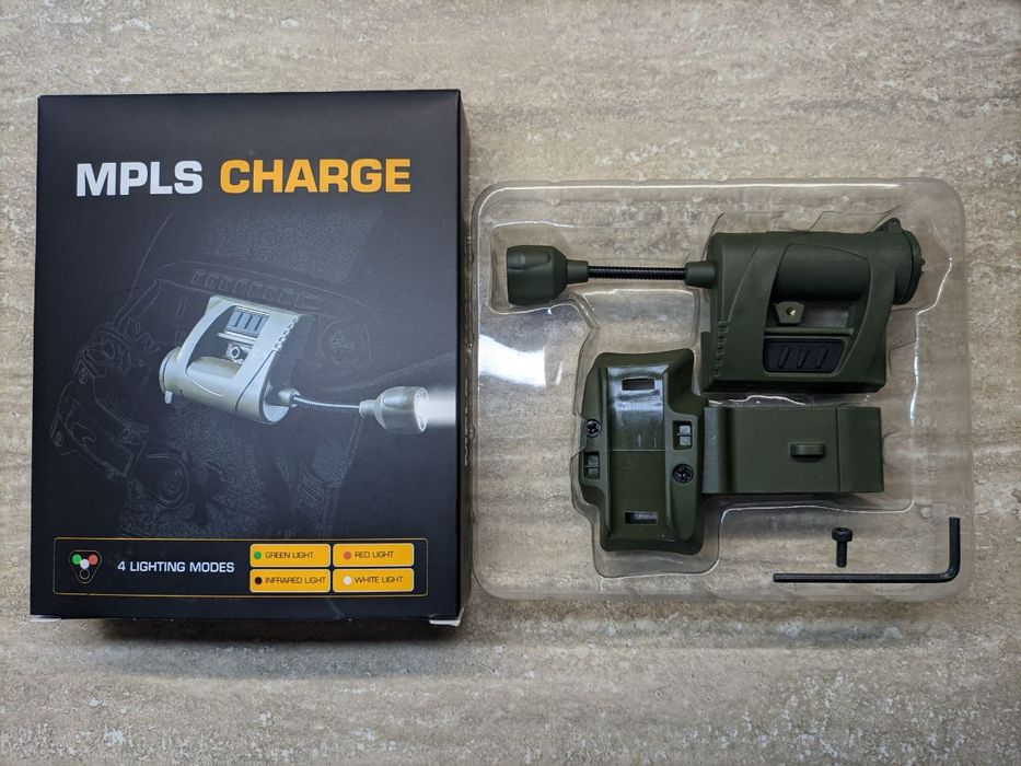 MPLS CHARGE! Ліхтар для шолома, фонарик на шлем, фонарь на каску