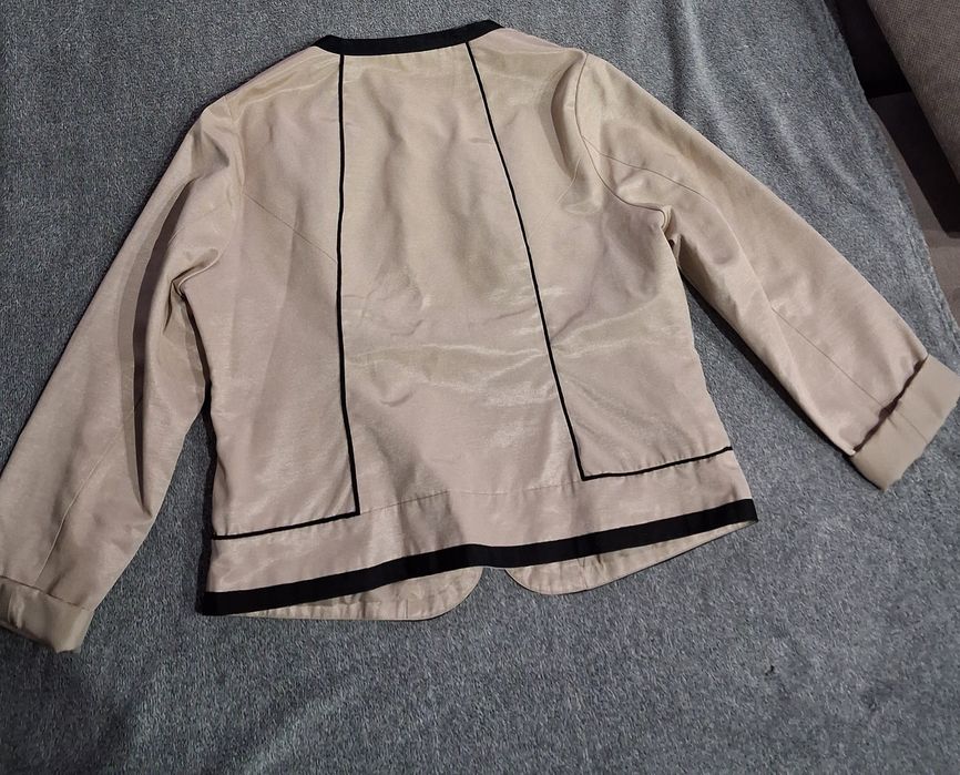 Marynarka damska beżowa