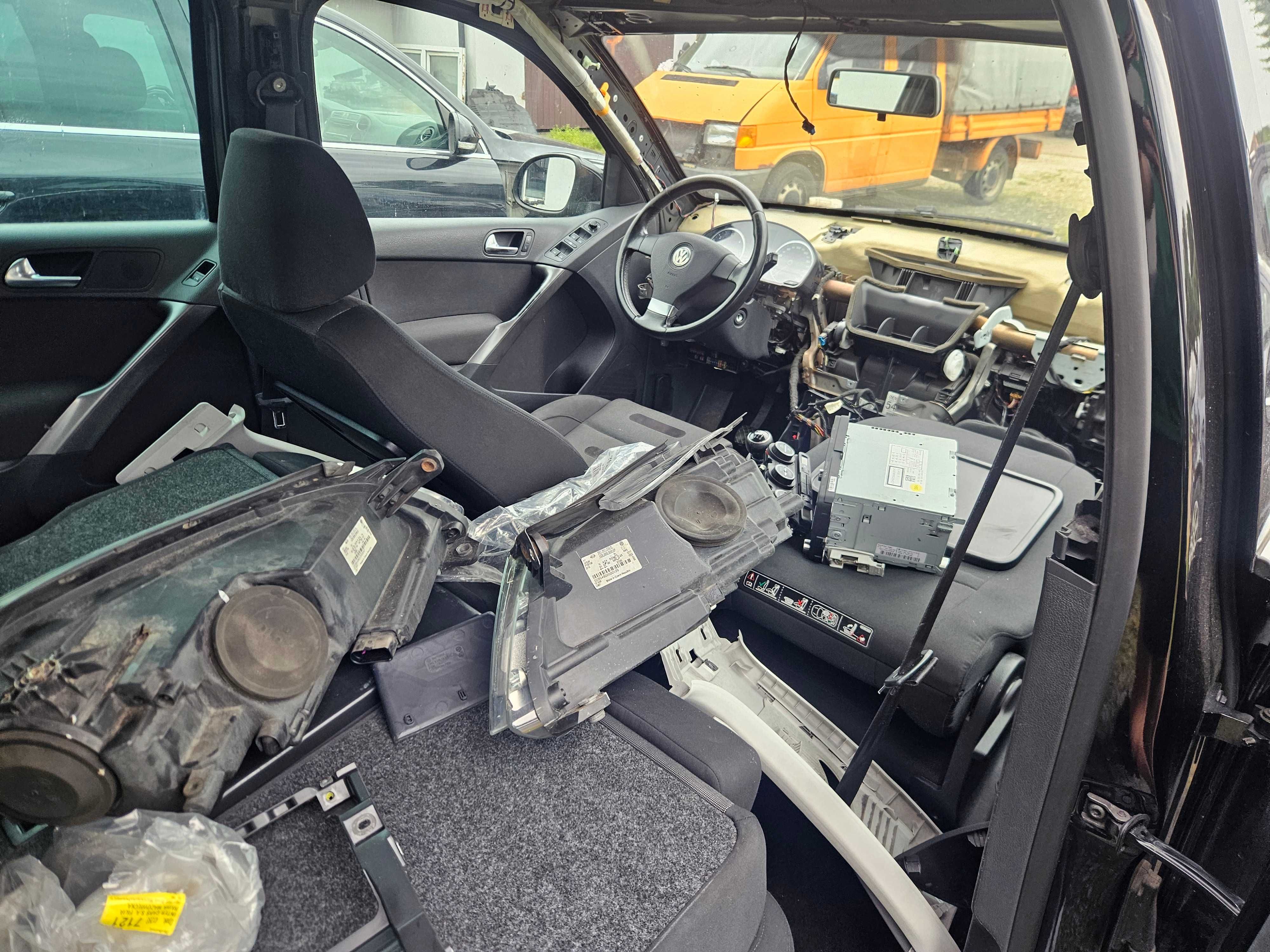 VW Tiguan na części 2008r. 2.0D