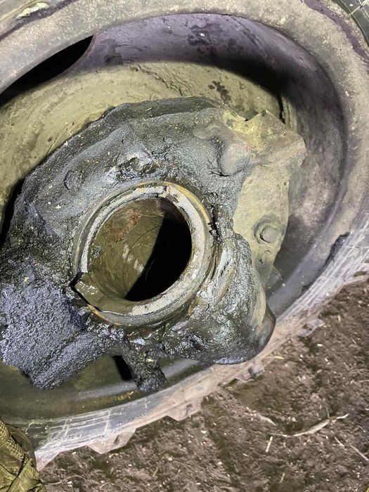 Передній ведучий міст на трактор МТЗ 82.