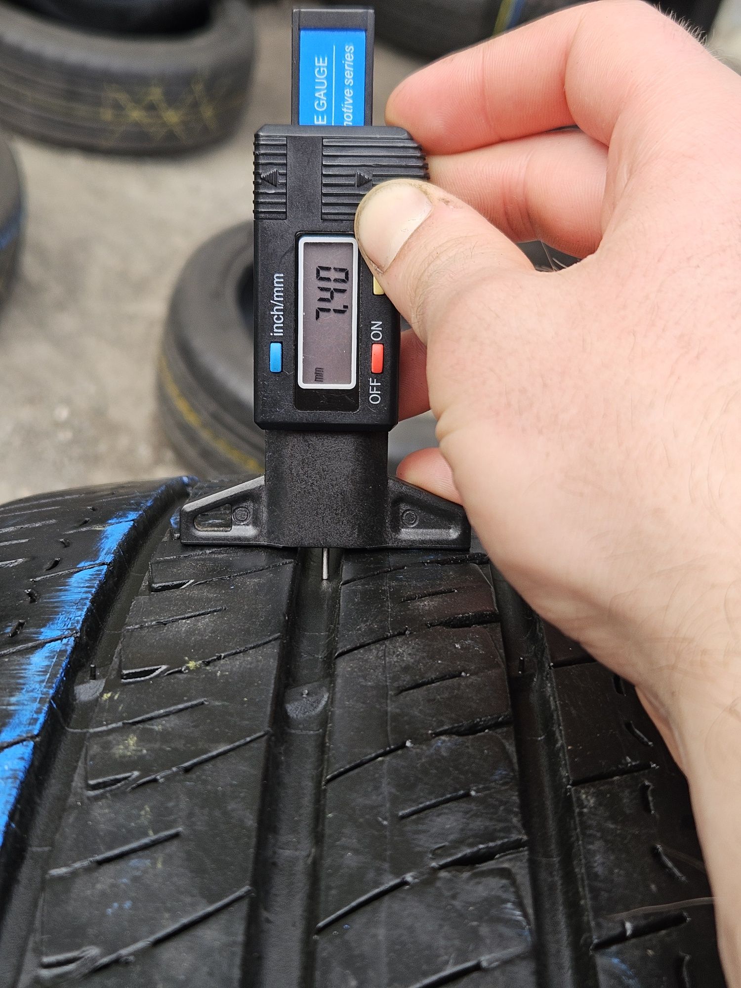 Шины БУ 225 65 R 16 C Michelin agilis комплект лето