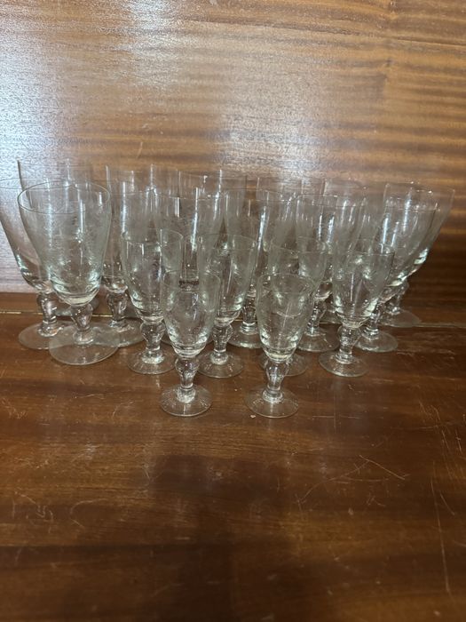 Copos  vidro antigos