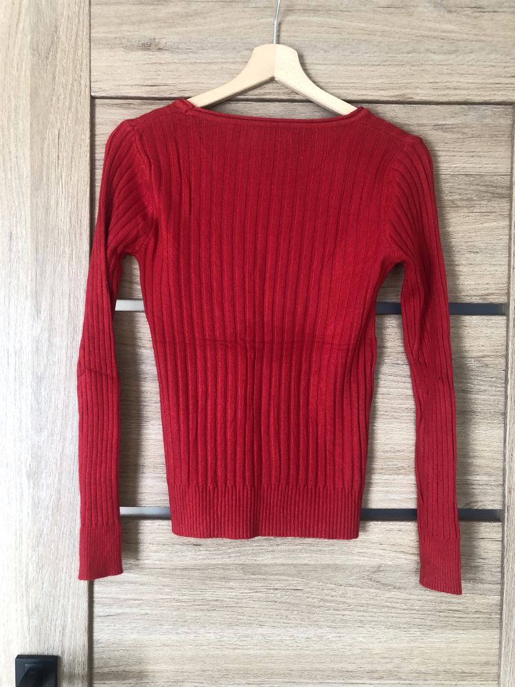 Nowy Wiskozowy sweter damski czerwony uni